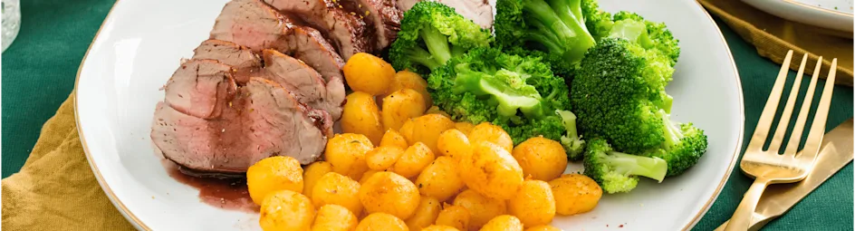 Varkenshaas met port-pruimensaus