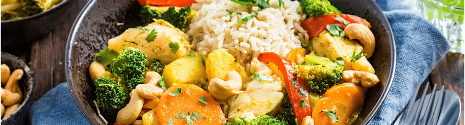 Gele curry met kabeljauwfilet en zilvervliesrijst