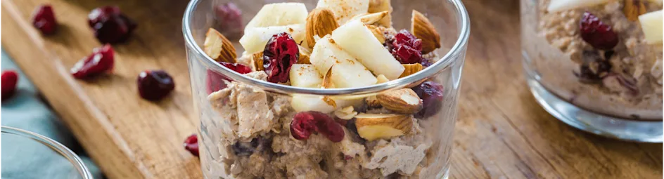 Winters ontbijtje met peer en cranberry’s
