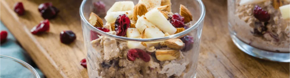 Winters ontbijtje met peer en cranberry’s