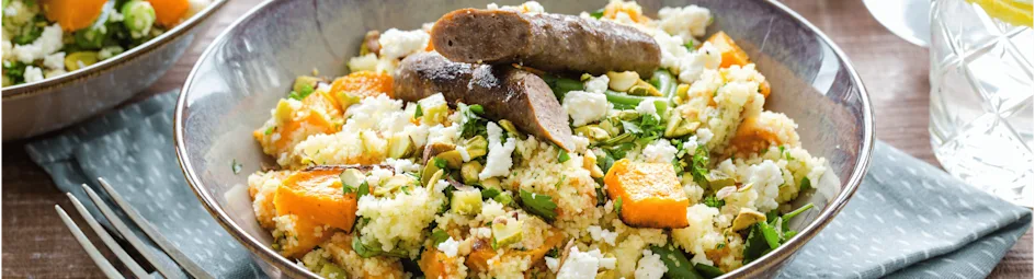 Kruidige couscous met geroosterde pompoen en runderchipolata
