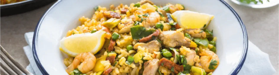 Pittige paella met malse kipdijfilet