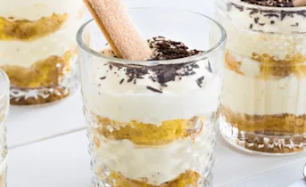Snelle tiramisu toetjes
