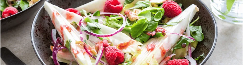 Witlofsalade met een frisse frambozenvinaigrette