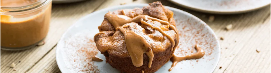 Kwarkbroodjes met noten en nectarine