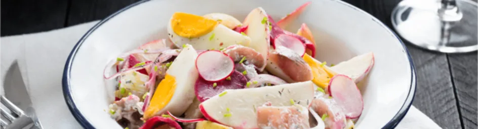 Knapperige maaltijdsalade met Hollandse Nieuwe