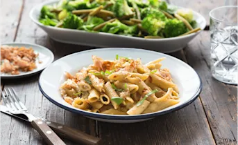 Penne carbonara met groene salade
