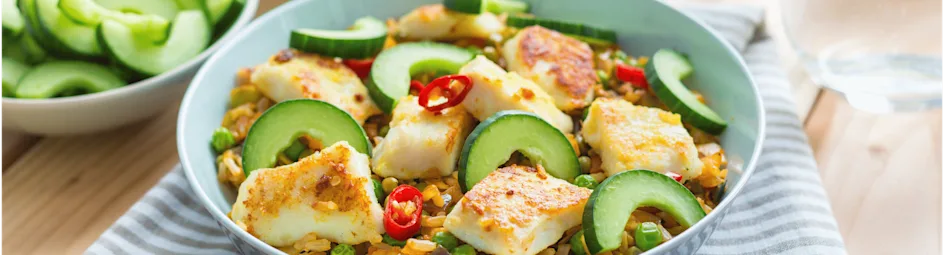 Nasi goreng met roergebakken vis