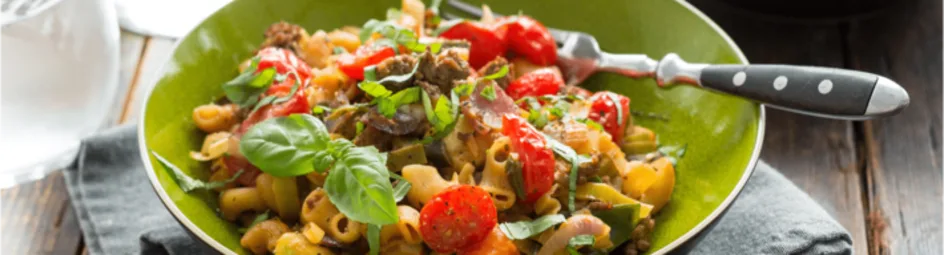 Roerbak macaroni bolognese