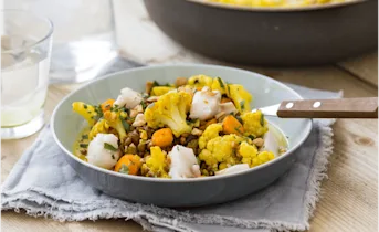 Bloemkoolcurry met linzen en kabeljauw