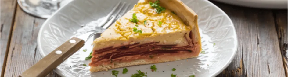 Zomerse quiche met bieten, courgette en geitenkaas