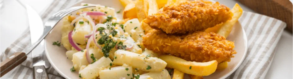 Fish and chips met aspergesalade