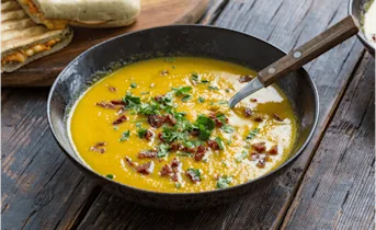 Wortelsoep met krokante chorizo