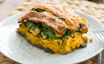 Zoete aardappel lasagne met aubergine