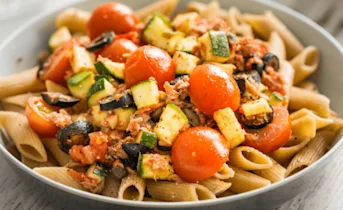 Penne tonijn met cherrytomaatjes