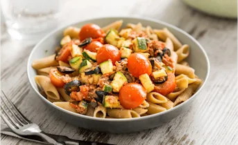Penne tonijn met cherrytomaatjes