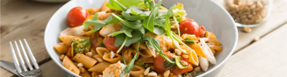 Penne met kabeljauw en rode pesto-saus