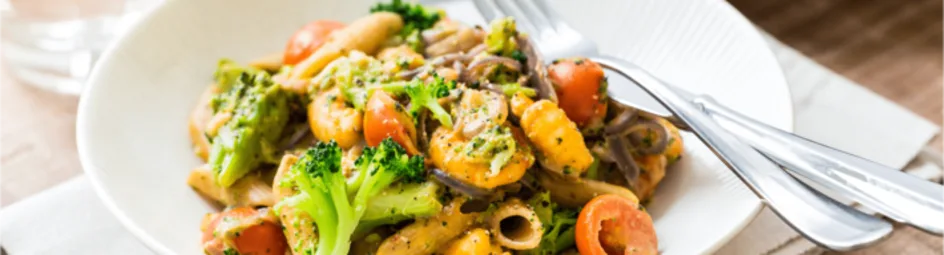 Romige pasta met garnalen en broccoli