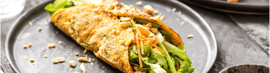 Ei-wraps met pulled pork en komkommer