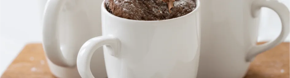 Dadel mug-cake met chocolade