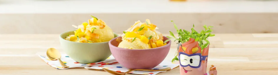 Mango-banaan-ananas ijsjes met anijs en kokos