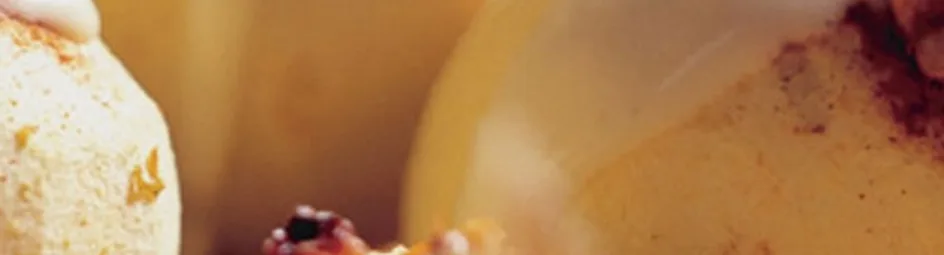 Appels uit de oven met vanillesaus