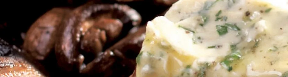 Biefstuk met paddenstoelen en ansjovisboter