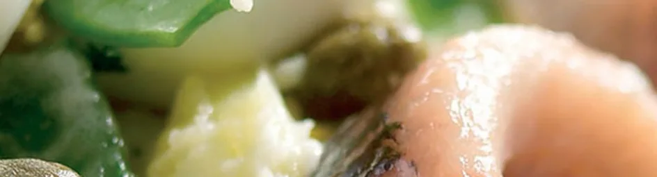 Aardappelsalade met haring en peultjes