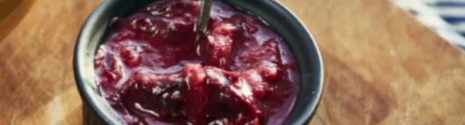 Pruimen-walnotenjam met port van Else Janssen