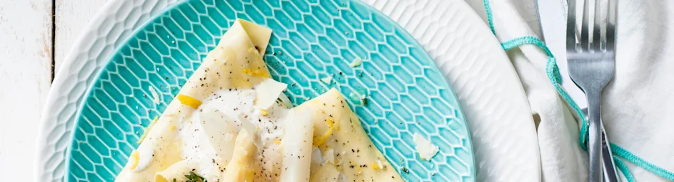 Witte asperge lasagne