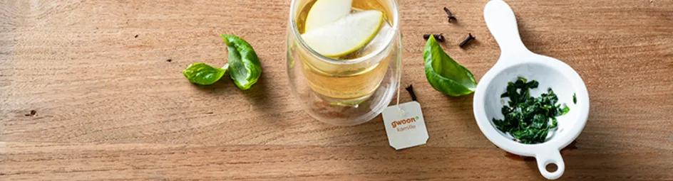 Basilicum en kamille thee