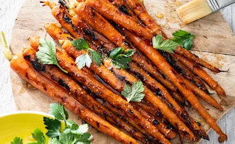 Gegrilde BBQ wortels