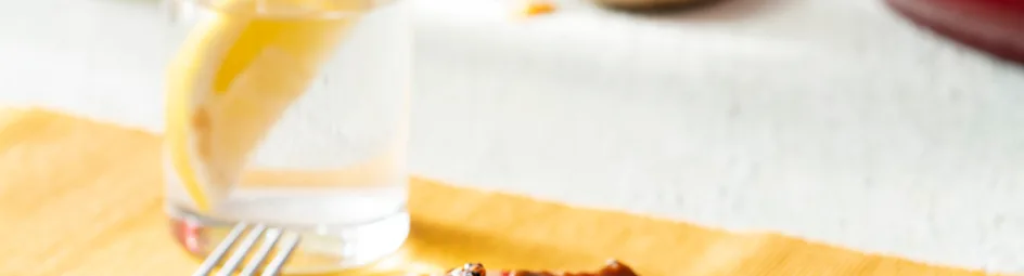 Paksoi met sticky pork