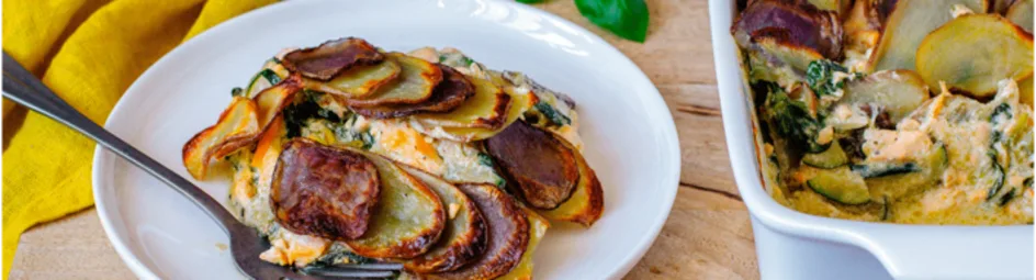 Zalmschotel met aardappeldakje