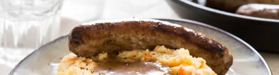 Hutspot met rundersaucijzen en jus