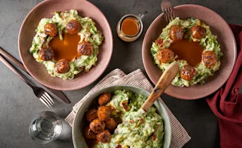 Hollandse andijviestamppot met gehaktballen