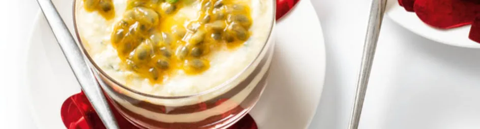 Chocolade laagjes-tiramisu met passievrucht en munt