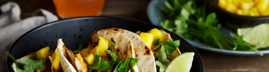 Jackfruit tortilla met limoen- & cashewspread