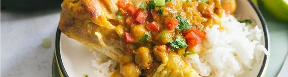 Thaise gele curry met drumsticks en kikkererwten