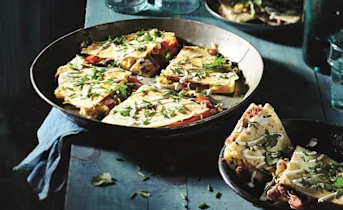 Tortilla met paddenstoelen, paprika en Old Amsterdam