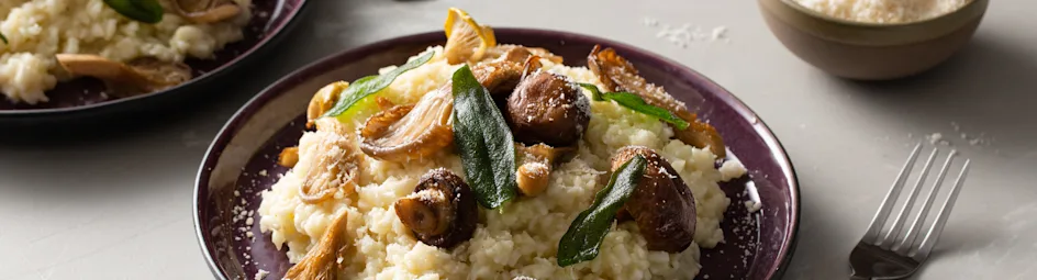 Bloemkool risotto met gegrilde paddestoelen en salie