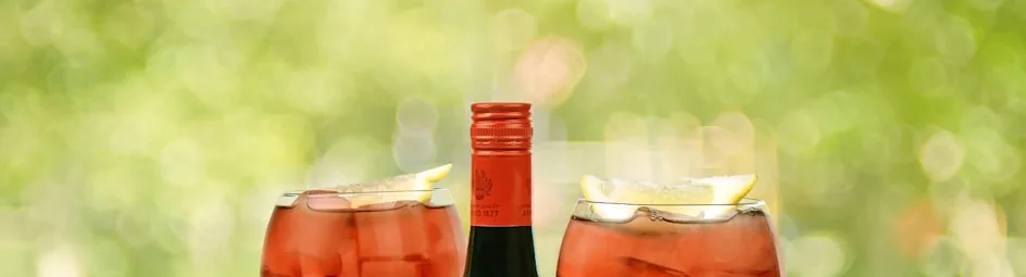 Mocktail cherry soda