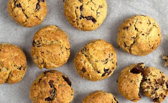 Chocolate chip cookies