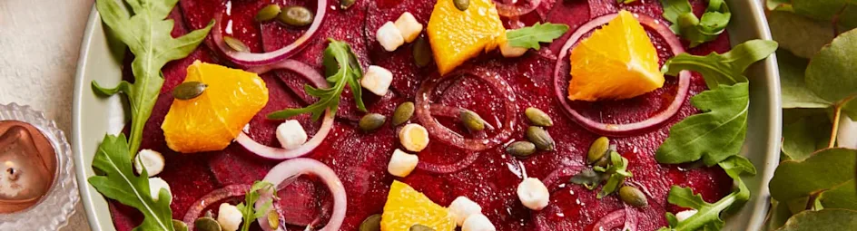 Bietencarpaccio met mandarijn en ui