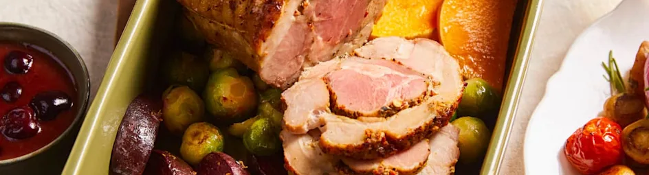 Kipdijrollade uit de oven met groenten