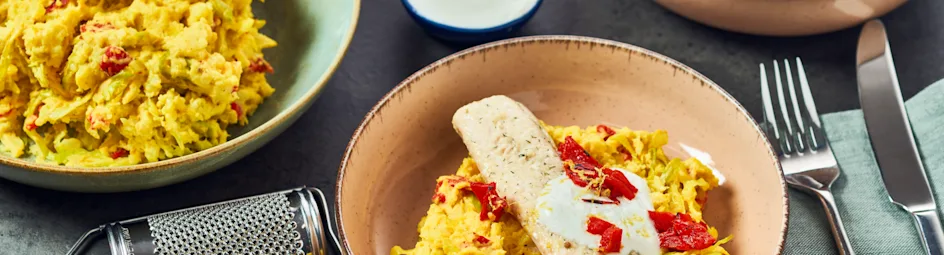 Zomers stamppotje van spitskool en paprika met gepocheerde pangasiusfilet