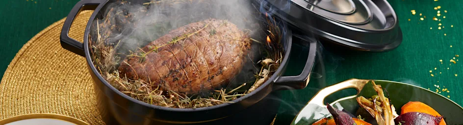 Op hooi gerookte rollade