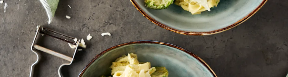 Romige, groene pasta met gevulde varkenshaas