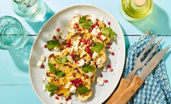 Bloemkoolsteaks van de barbecue