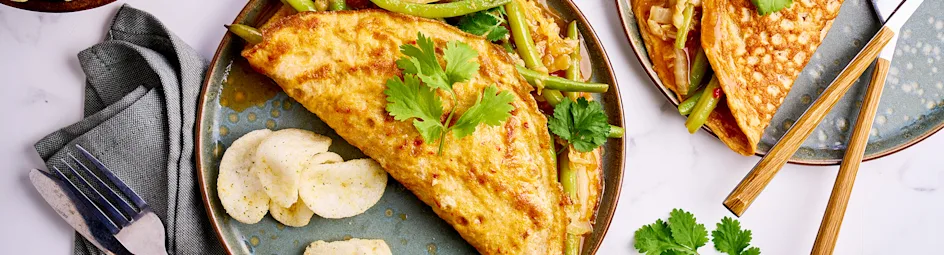Aziatische omelet met sajoer boontjes